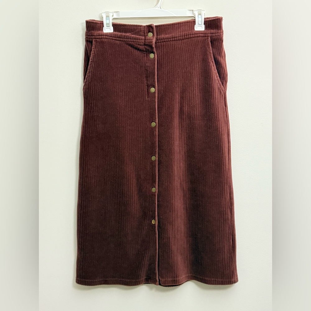 {Denim & Co}-Size: M-Corduroy Button-Front Skirt - Brown